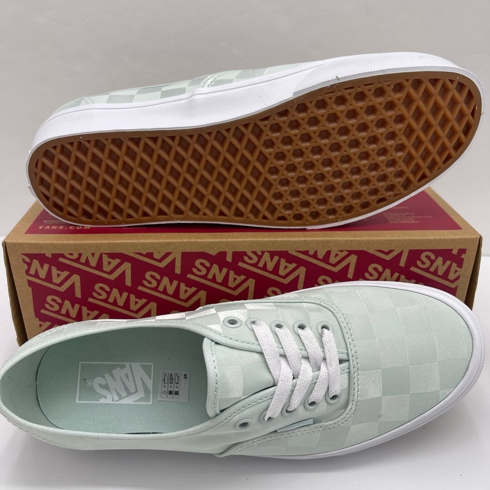 Vans Men’s Authentic
Satin Checkerboard Spa BI Sneakers
VN000D6G887 - Picture 6 of 16